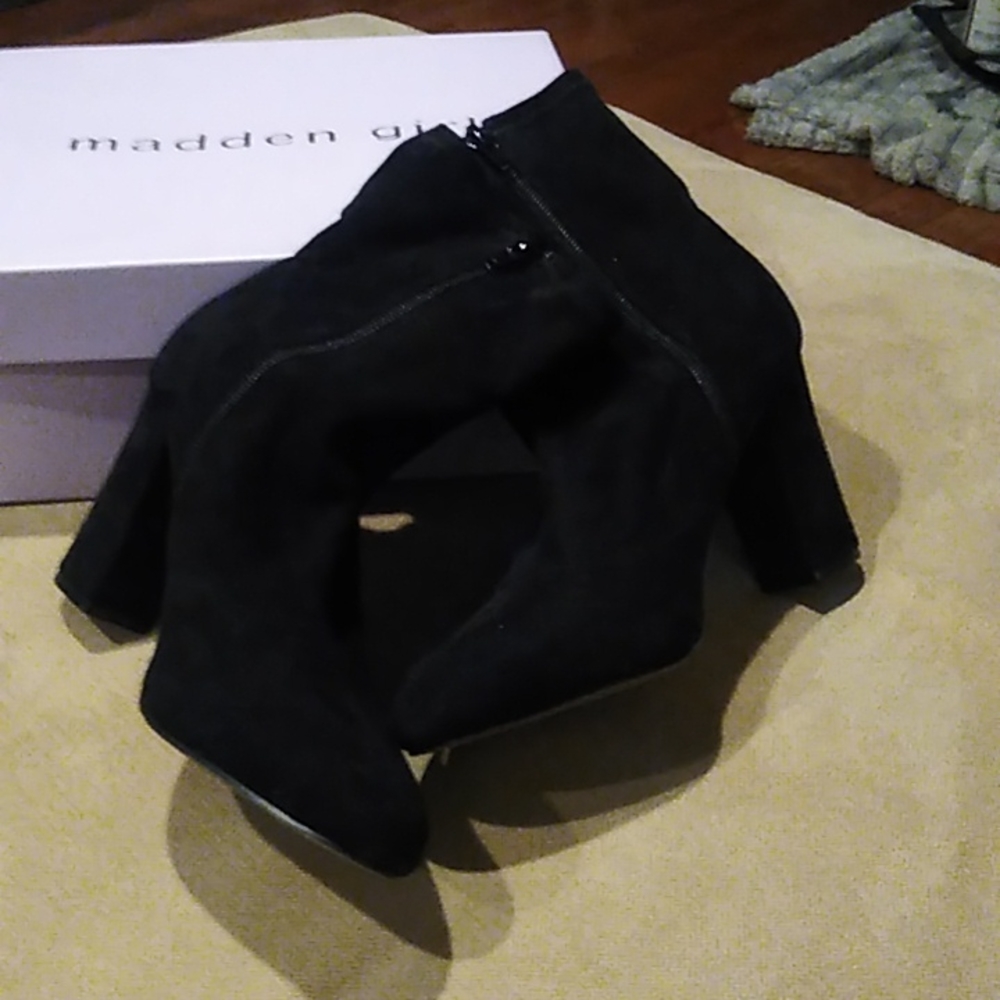 Madden girl size 8 ankle boots